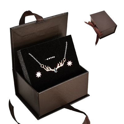 Necklace Paper Magnetic Jewelry Box With Grosgrain Handle