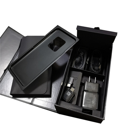 CMYK 4 6 Black Magnetic Closure Smartphone Packaging Box EVA Insert
