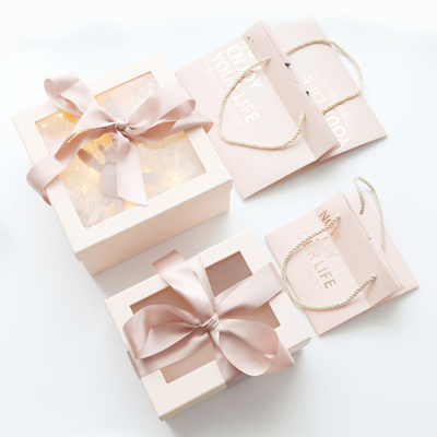 Buy 20*12cm Cardboard Flower Presentation Boxes With Lids UV Varnish online manufacture