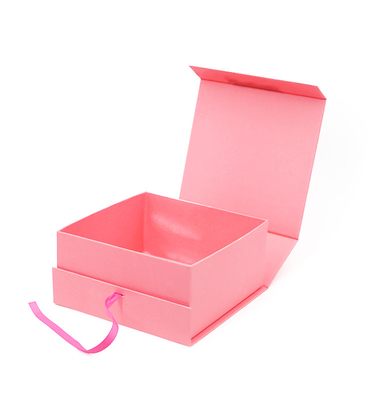 1600g Pink Magnetic Hard Gift Boxes With Ribbon Spot UV