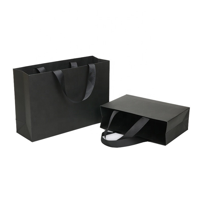 B9 W9 Corrugated Luxury Black Printed Paper Carrier Bags ODM LOGO 1